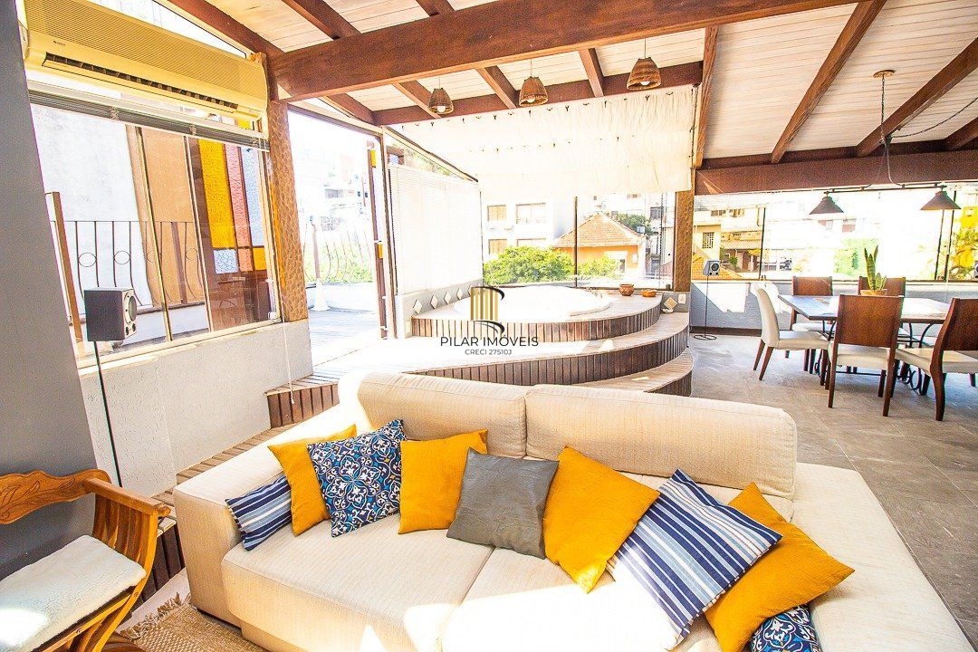 Cobertura para Venda - 116.36m², 2 dormitórios, sendo 1 suites, 1 vaga - Petrópolis
