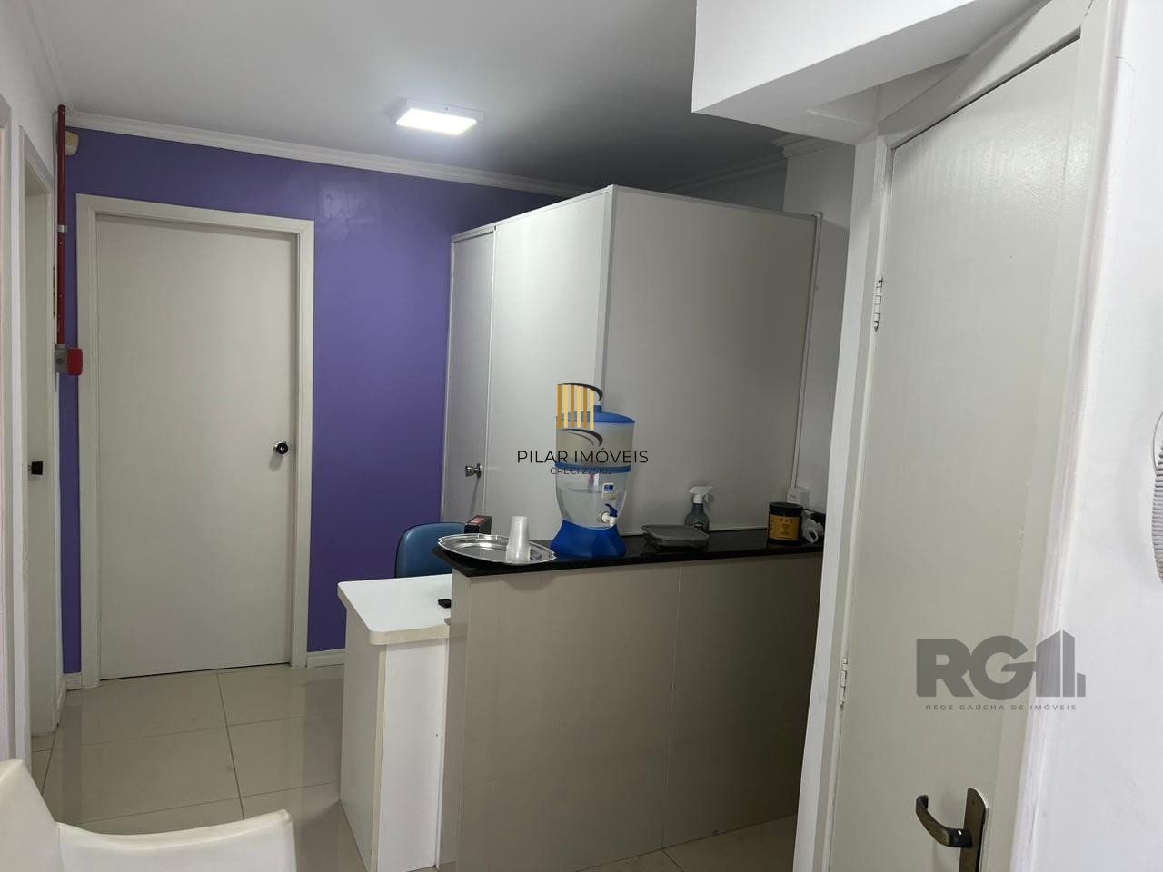 Venda de Loja Comercial com 55 m² - Bairro Independência, Porto Alegre
