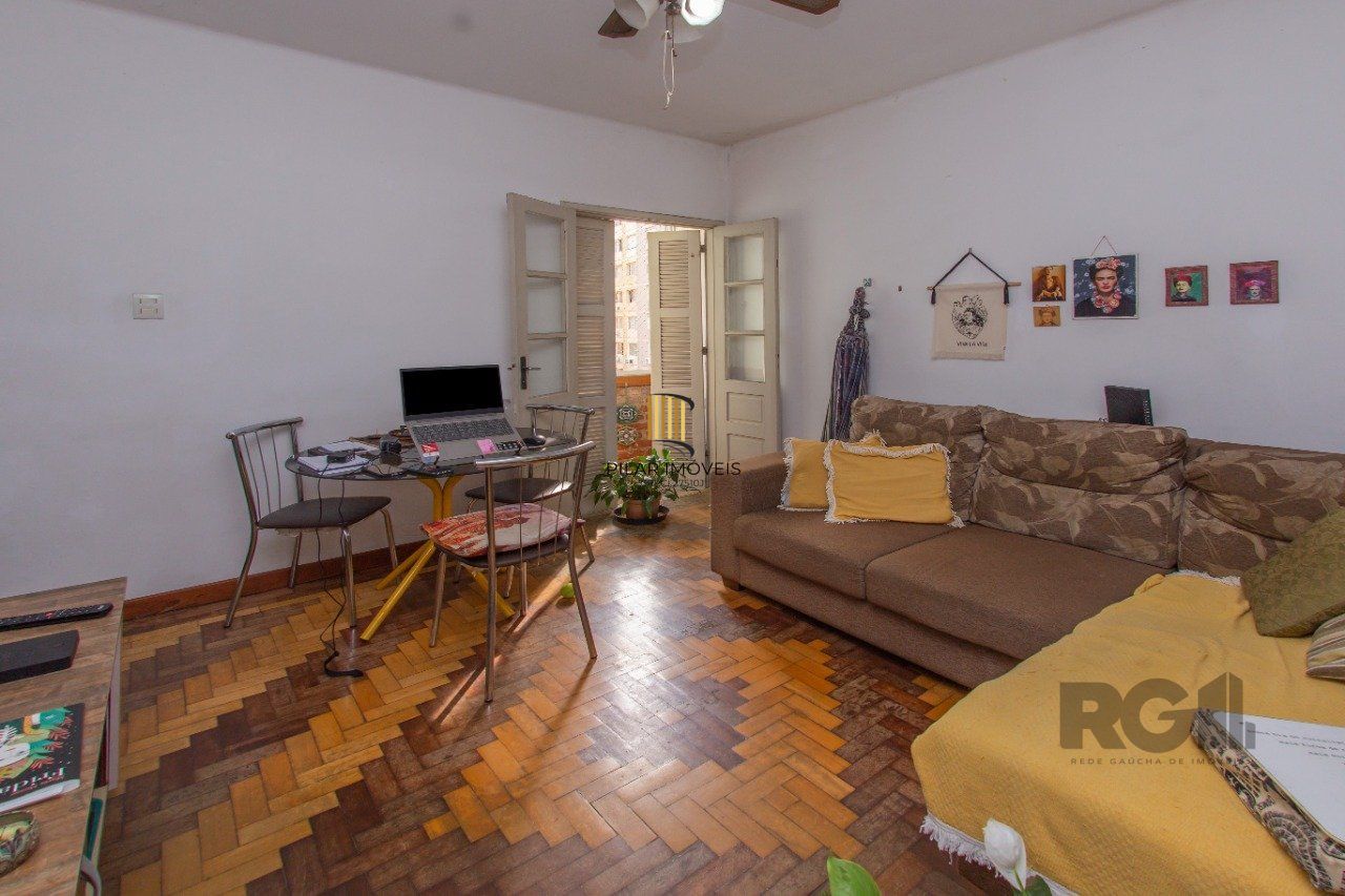Apartamento 2 dormitórios no bairro Farroupilha