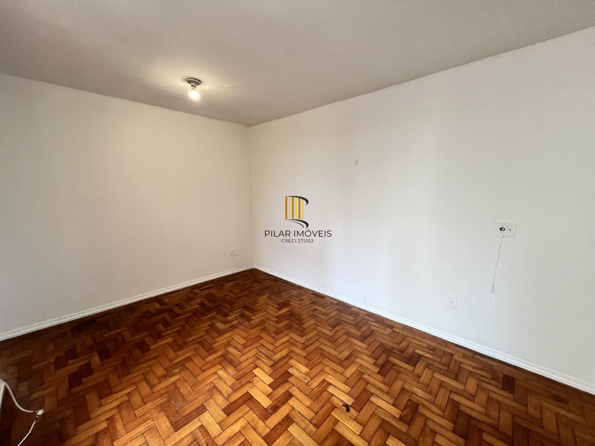 Apartamento de 2 quartos no bairro Cristo Redentor em Porto Alegre