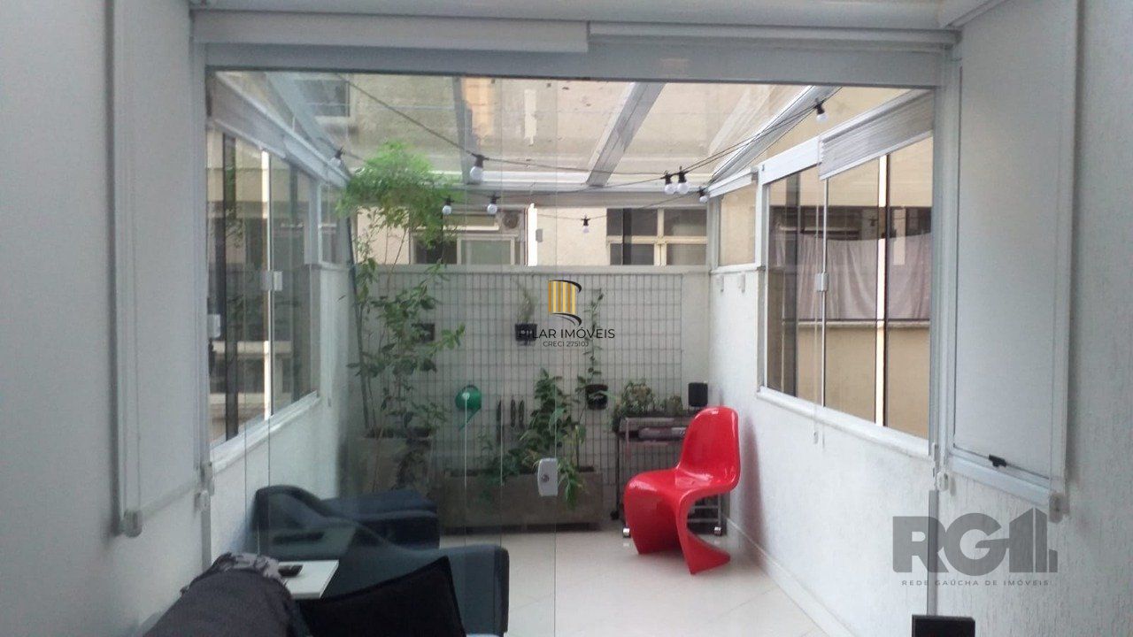 Ótimo Loft ou 1 dormitório e gabinete garagem no Rio Branco