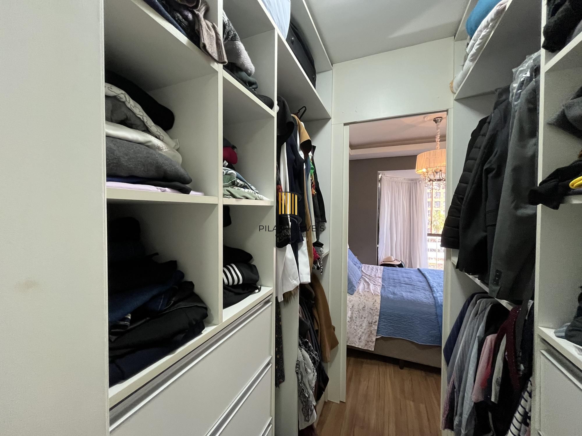 Apartamento de 3 quartos, suíte e 1 vaga de garagem no Bairro Menino Deus em POA