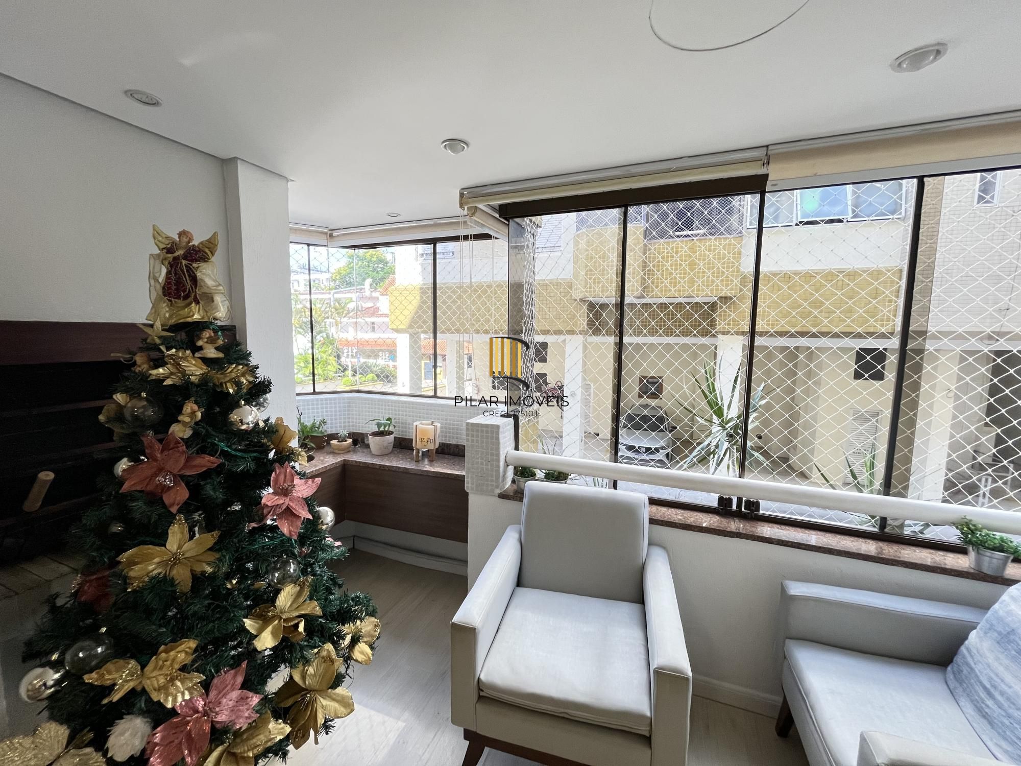 Apartamento de 3 quartos, suíte e 1 vaga de garagem no bairro Cristo Redentor