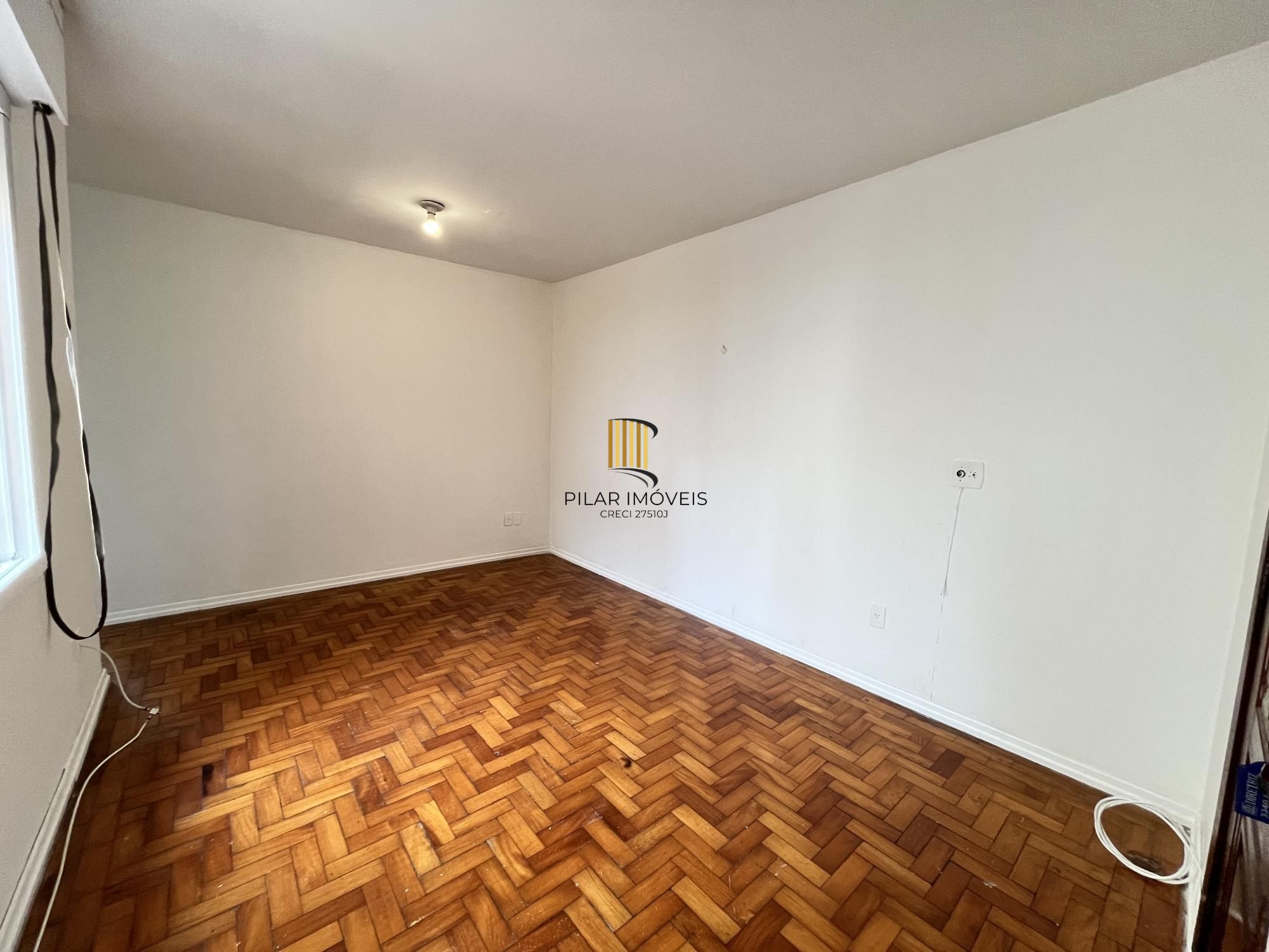 Apartamento de 2 quartos no bairro Cristo Redentor em Porto Alegre