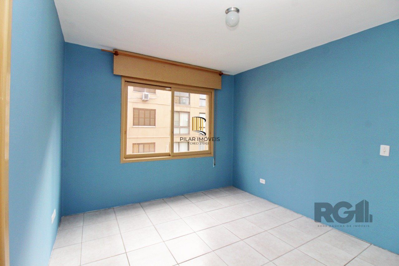 Apartamento de um dormitório na rua Washington Luiz, Centro Histórico de Porto Alegre.  