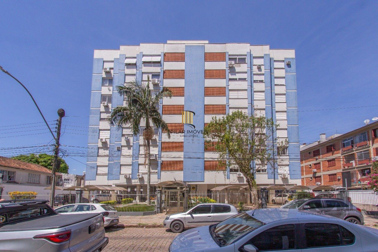 Apartamento de 3 quartos, sacada, dependência de empregada e 1 vaga de garagem