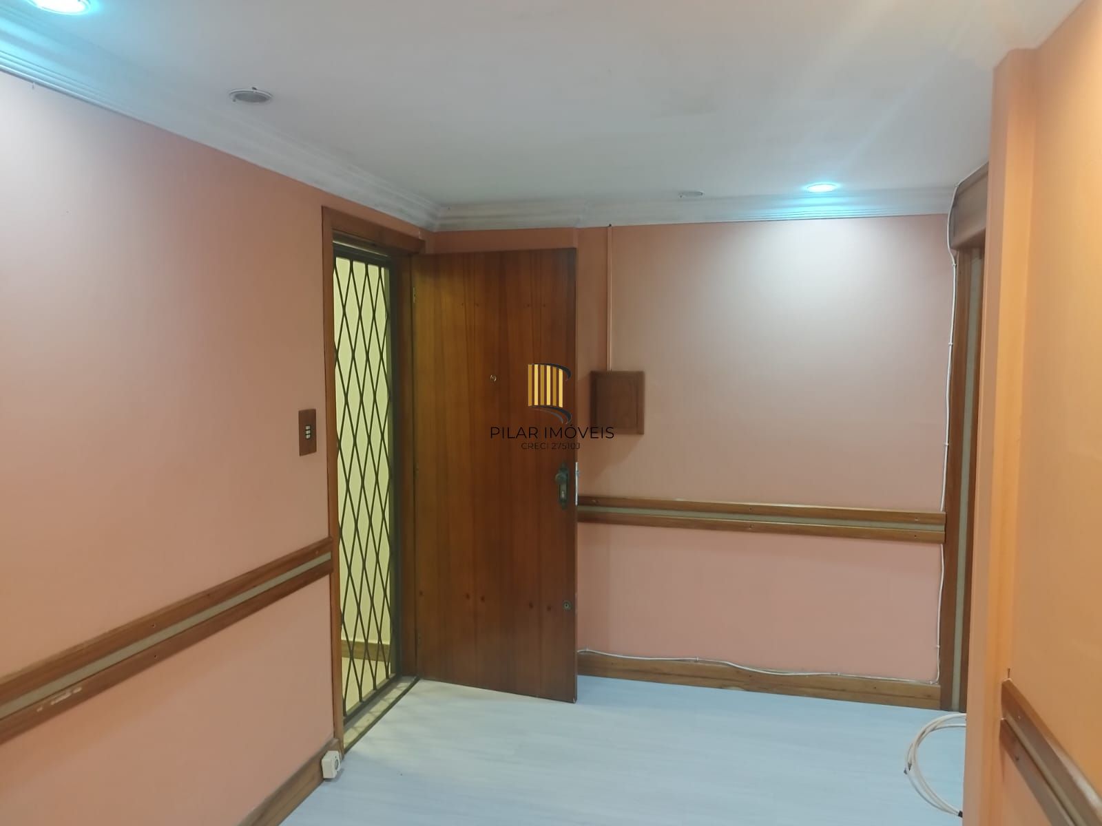 Apartamento de 3 quartos e 1 vaga de garagem no centro de POA