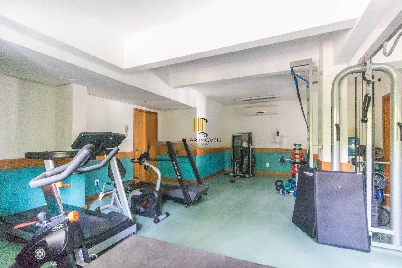 Apartamento com 3 suítes e 3 vagas de garagem no bairro Rio Branco em POA/RS