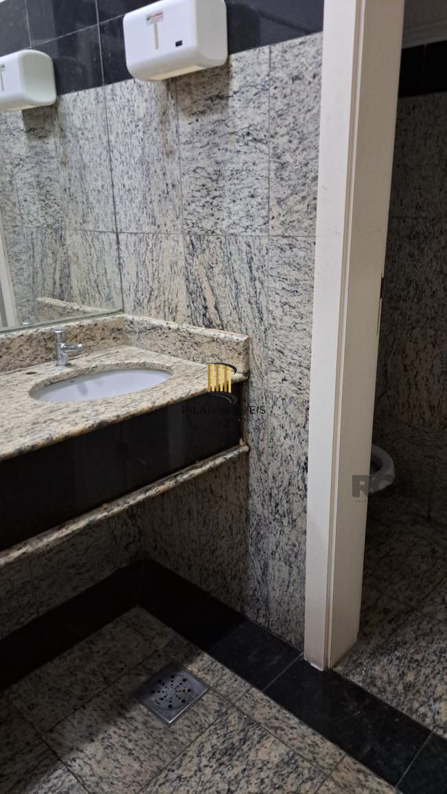 Prédio Comercial no bairro Centro Histórico