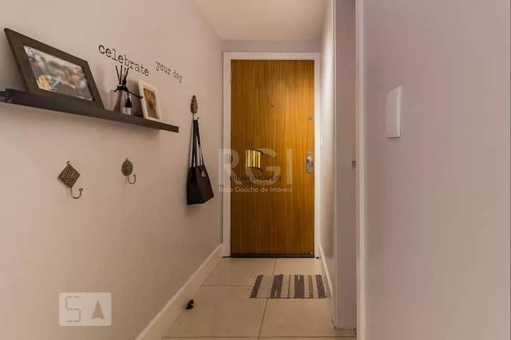 Apartamento para Venda - 105m², 2 dormitórios, sendo 1 suites, 2 vagas - Menino Deus