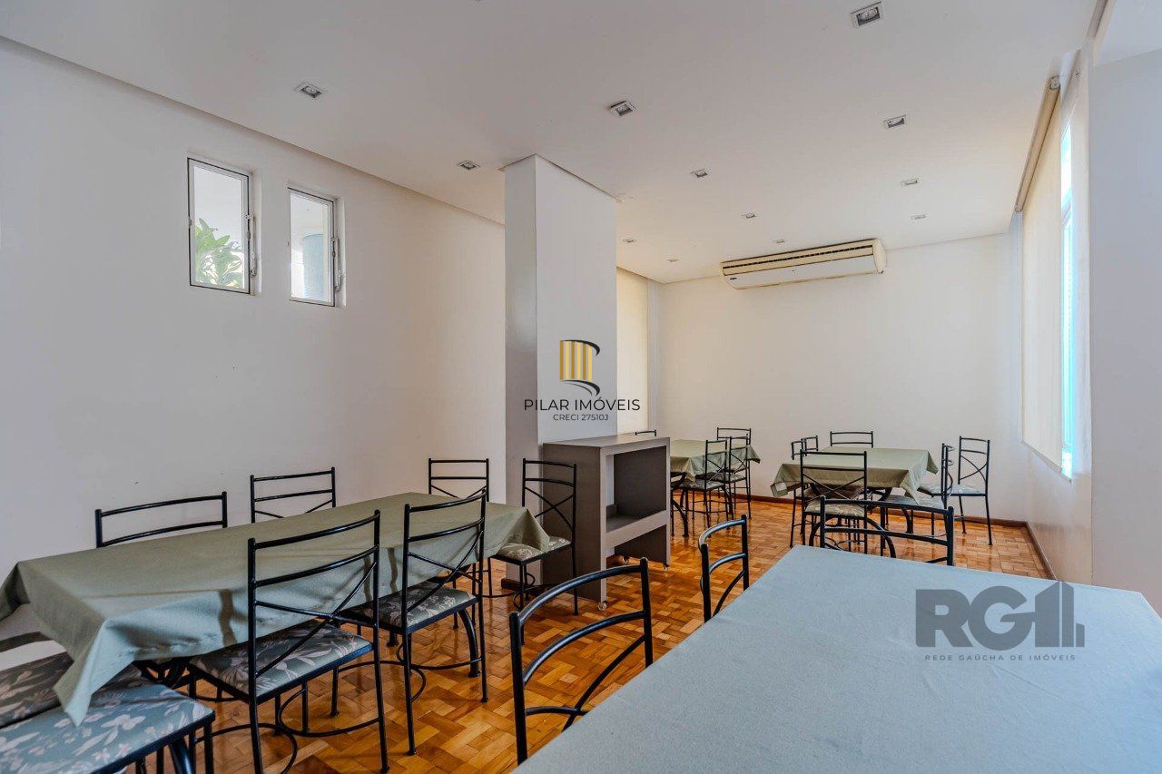 Apartamento para Venda - 127m², 2 dormitórios, 1 vaga - Menino Deus