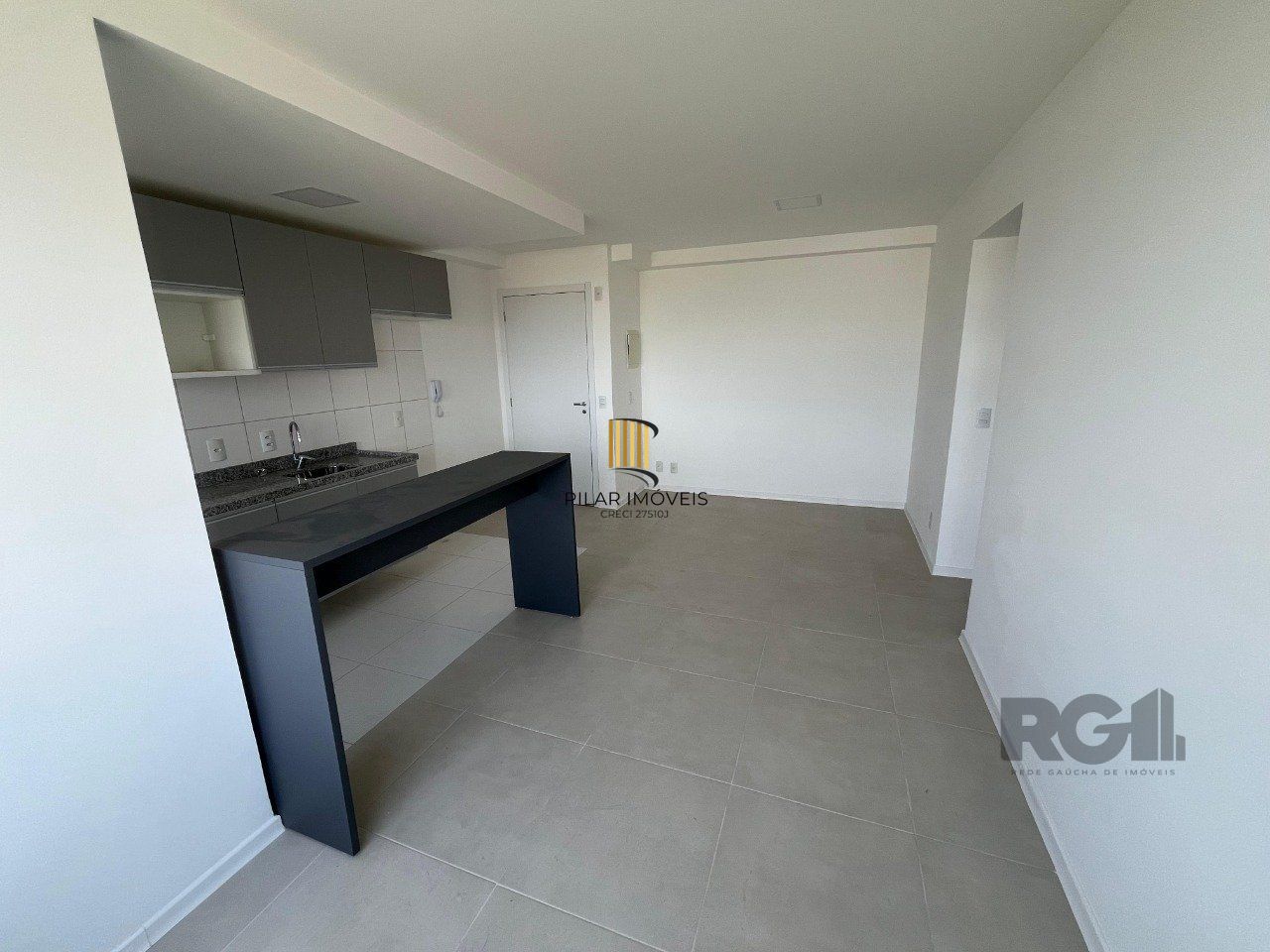 Apartamento para Venda - 54m², 2 dormitórios, sendo 1 suites, 1 vaga - Bom Jesus