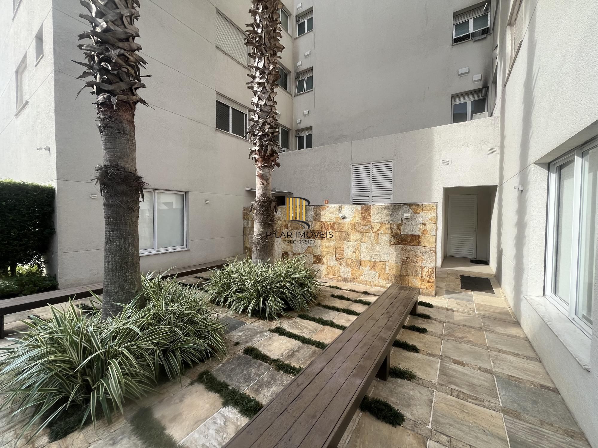 Apartamento de 3 quartos, 1 suite tradicional 2 americanas,  4 vagas de garagem