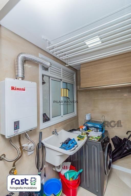 Apartamento 3 quartos, sendo 1 suíte, 82 m² de área privativa e 2 vagas de garagem individuais. Localizado na Rua/Av. Grecia, no bairro Passo D Areia em Porto Alegre.	