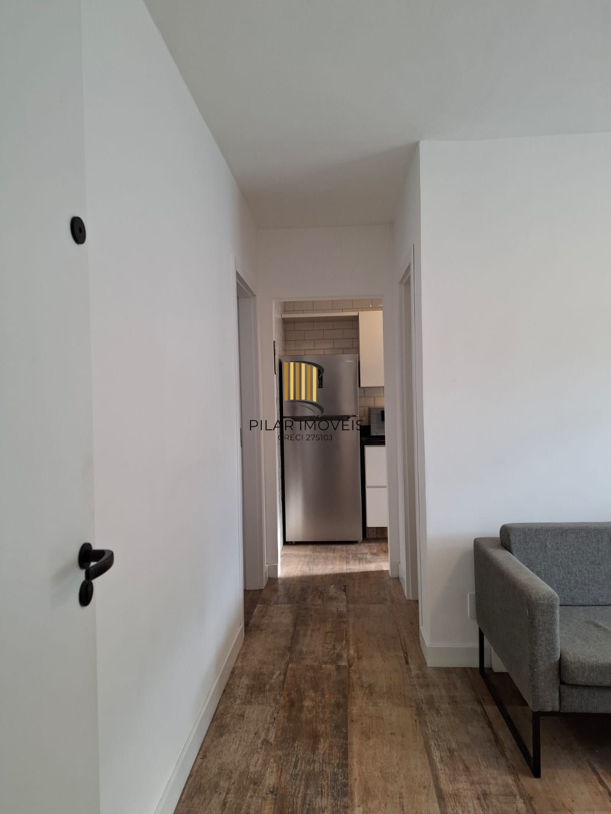 Apartamento de um quarto com garagem no bairro Partenon