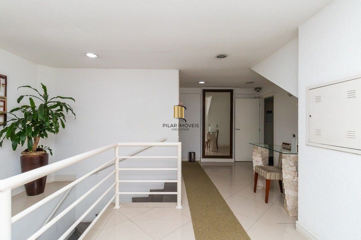 Apartamento de 2 quartos, suíte e 1 vaga de garagem no bairro Jardim Botânico