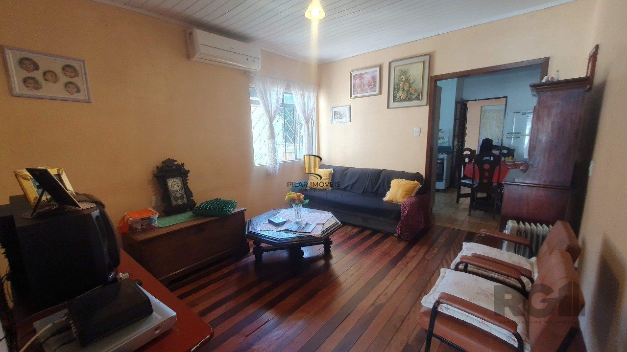 Casa 3 dormitórios no bairro Bom Jesus