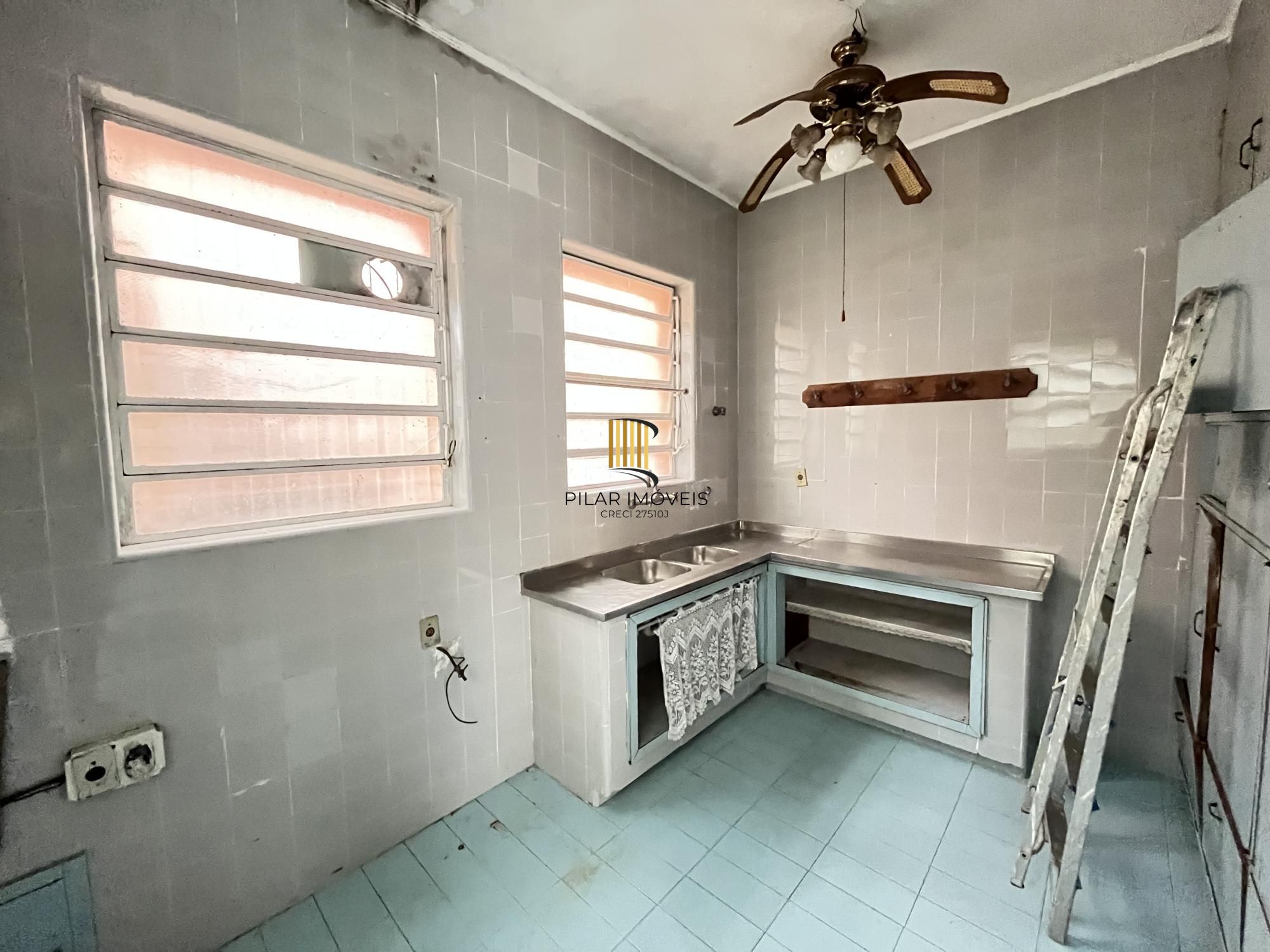 Casa na Quintino Bocaiuva com 400,00m².
