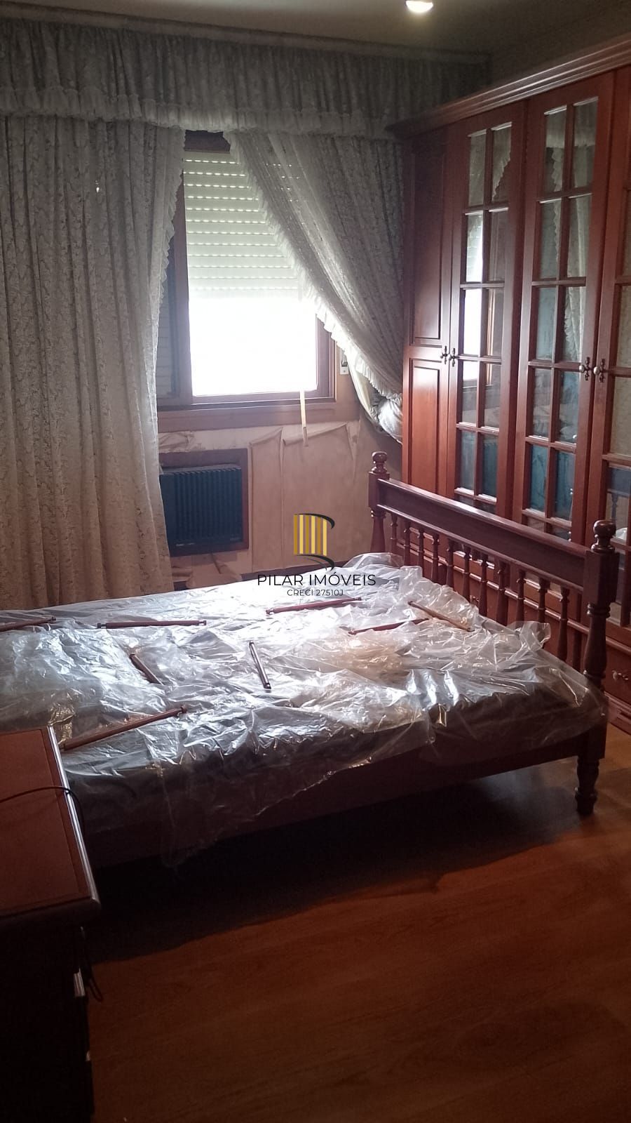 Apartamento 3 dormitórios com dependência, amplo, Santana 3 vagas, elevador