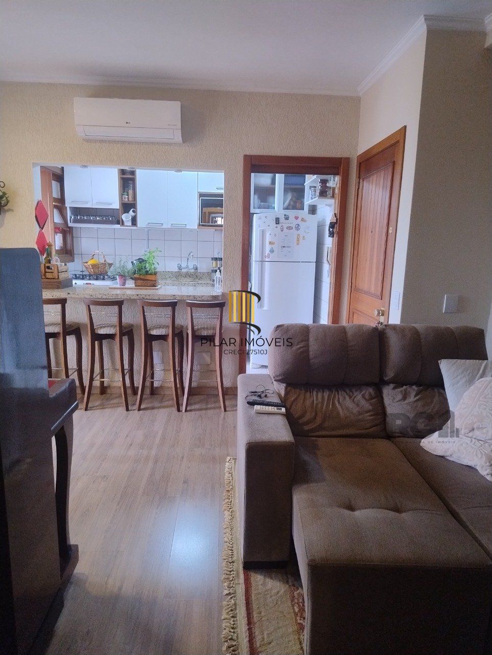 Apartamento para Venda - 72.98m², 3 dormitórios, suíte e 1 vaga - Menino Deus