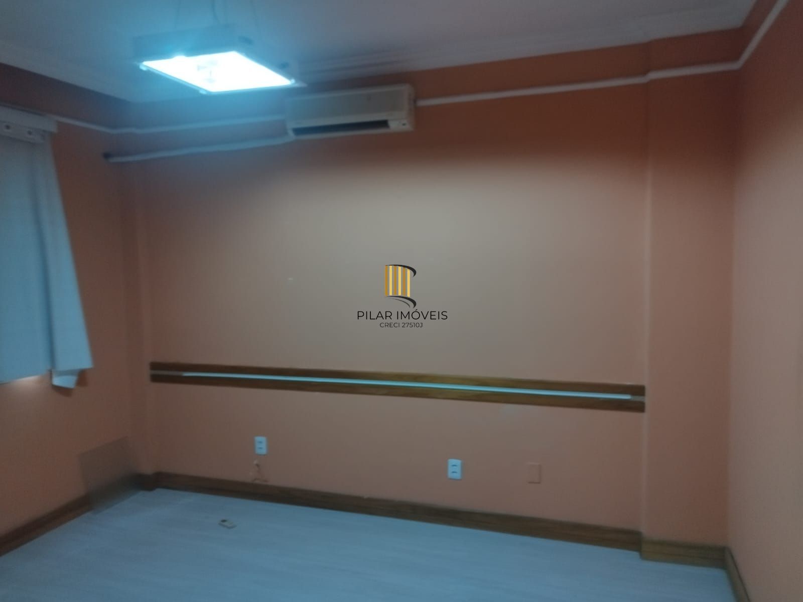 Apartamento de 3 quartos e 1 vaga de garagem no centro de POA