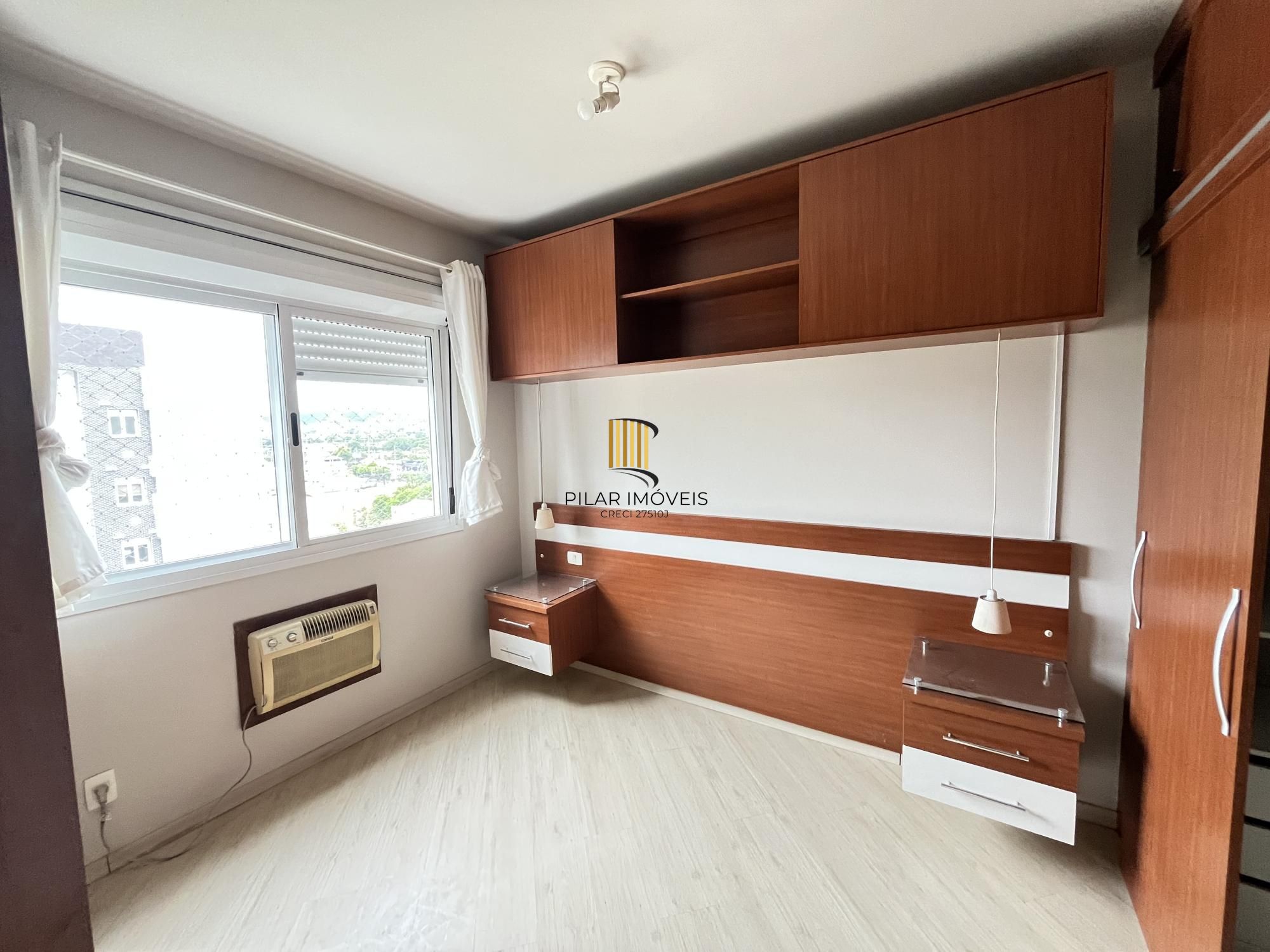 Apartamento de 3 quartos, suíte e 1 vaga de garagem no bairro Jardim Botânico