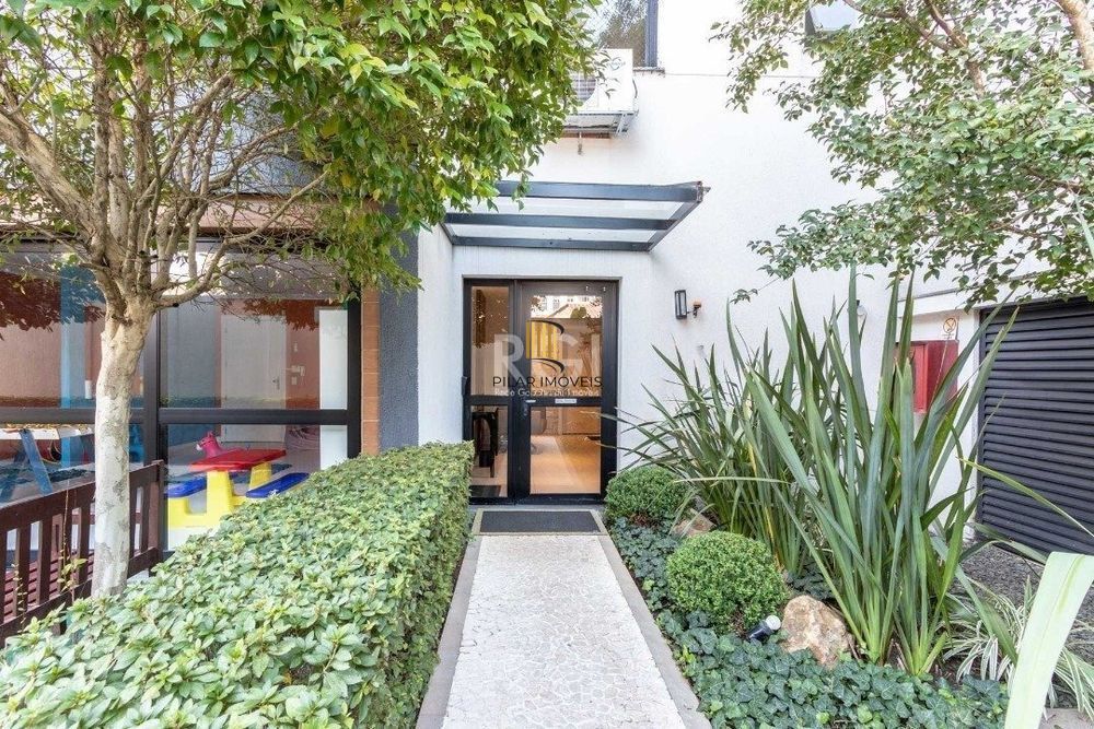 Apartamento de 2 quartos e 1 vaga de garagem no bairro Tristeza em Porto Alegre