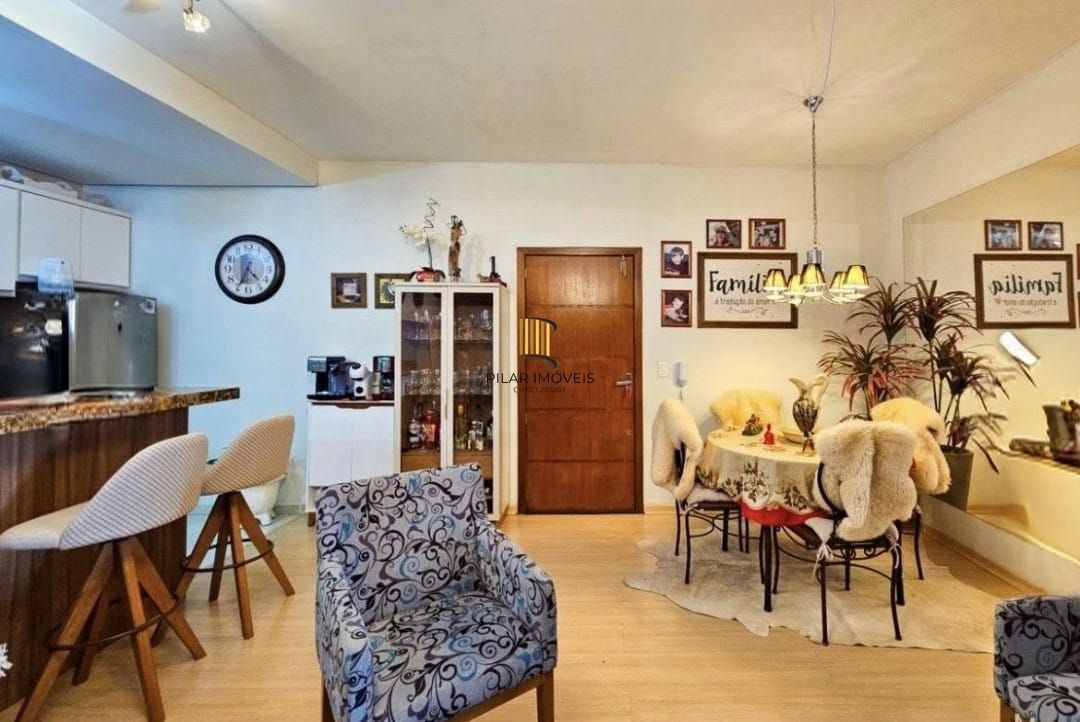 Apartamento 2 dormitórios no bairro 7 de setembro