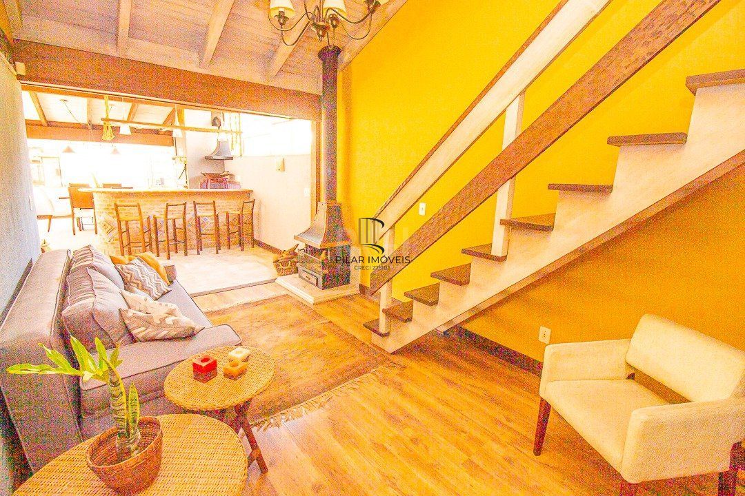 Cobertura para Venda - 116.36m², 2 dormitórios, sendo 1 suites, 1 vaga - Petrópolis