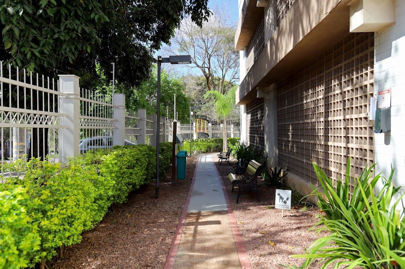 Excelente apartamento de 3 dormitórios sendo 1 suíte e 2 vagas no Higienópolis.