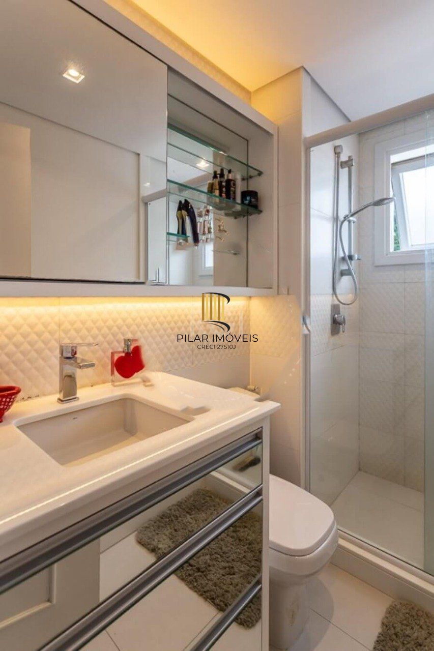 Apartamento para Venda - 207.67m², 3 dormitórios, sendo 3 suites, 3 vagas - Rio Branco