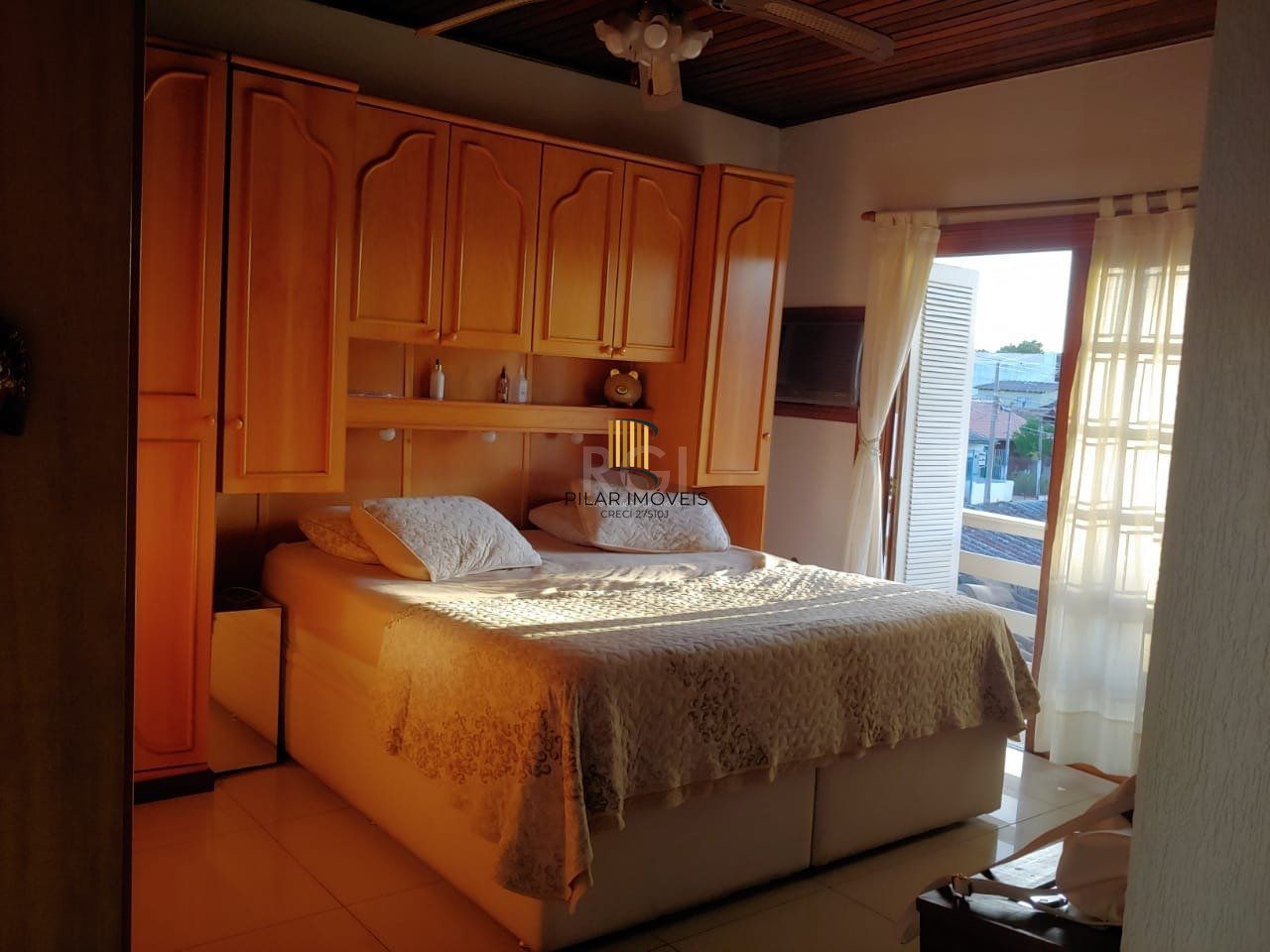 Casa para Venda - 250m², 3 dormitórios, sendo 1 suites, 5 vagas - Santa Rosa