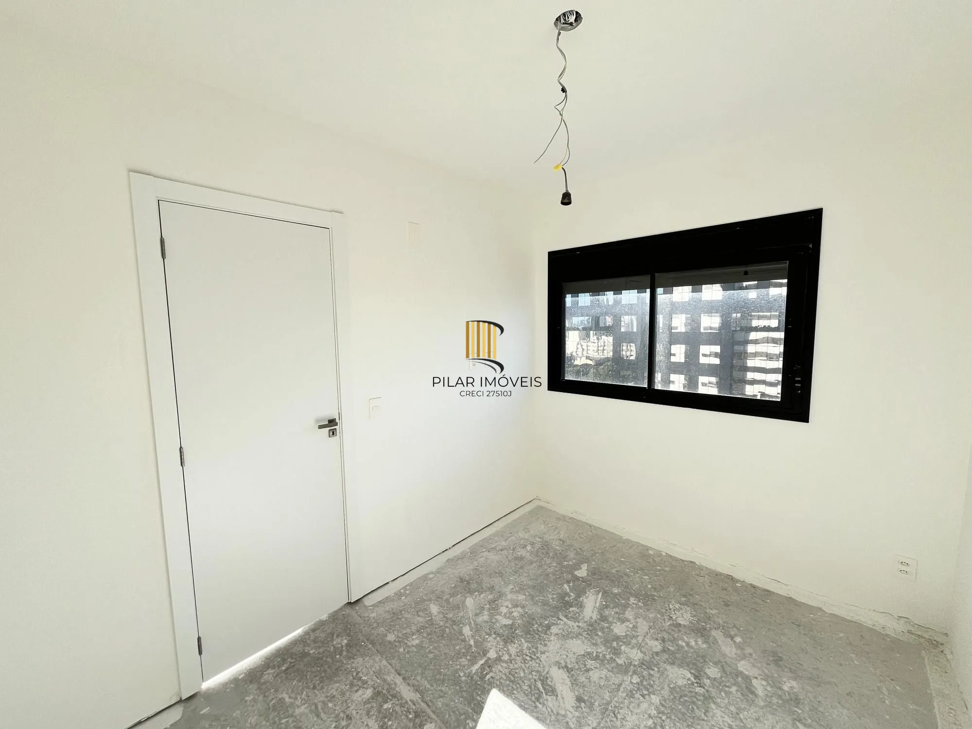 Apartamento de 1 quarto e 1 vaga de garagem no GO CARLOS GOMES