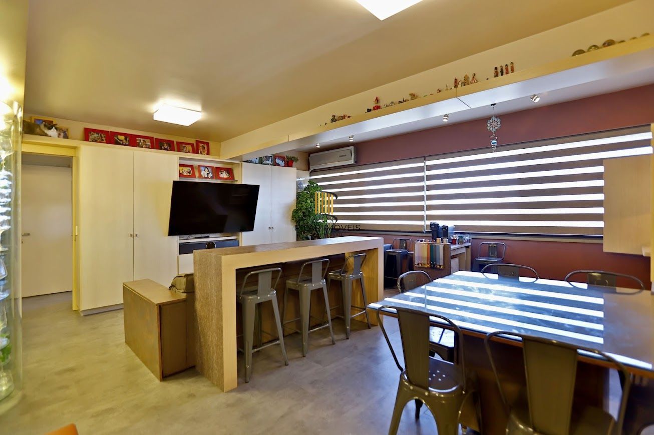Excelente apartamento de 3 dormitórios sendo 1 suíte e 2 vagas no Higienópolis.