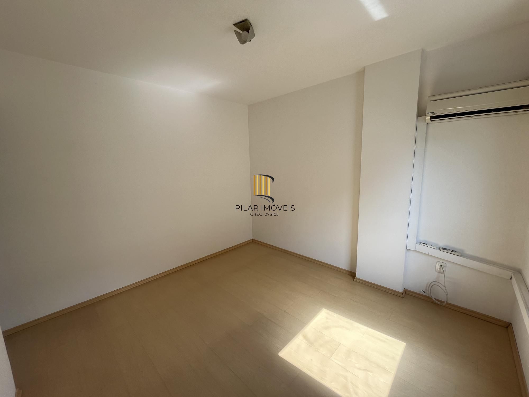 Apartamento de 2 quartos e 1 vaga de garagem no bairro Menino Deus Porto Alegre