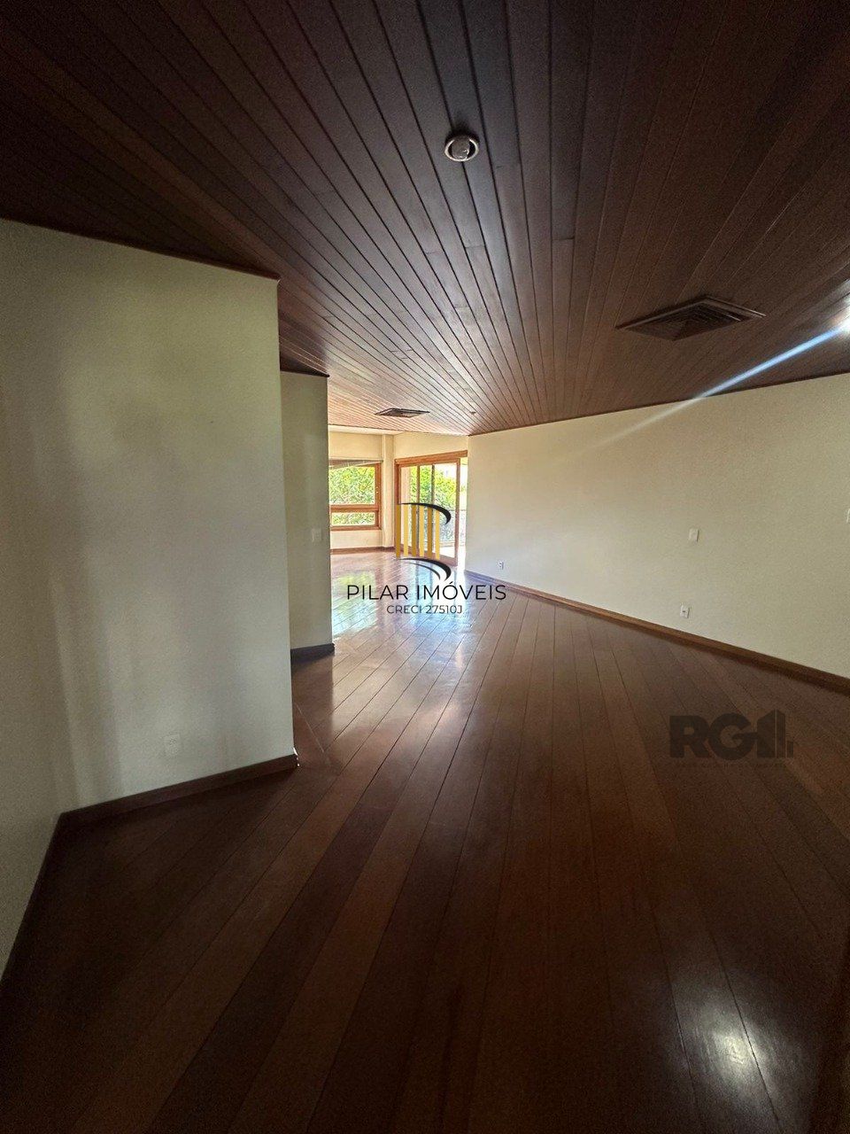 Apartamento de 3 quartos, suíte e 3 vagas de garagem no bairro Bela Vista