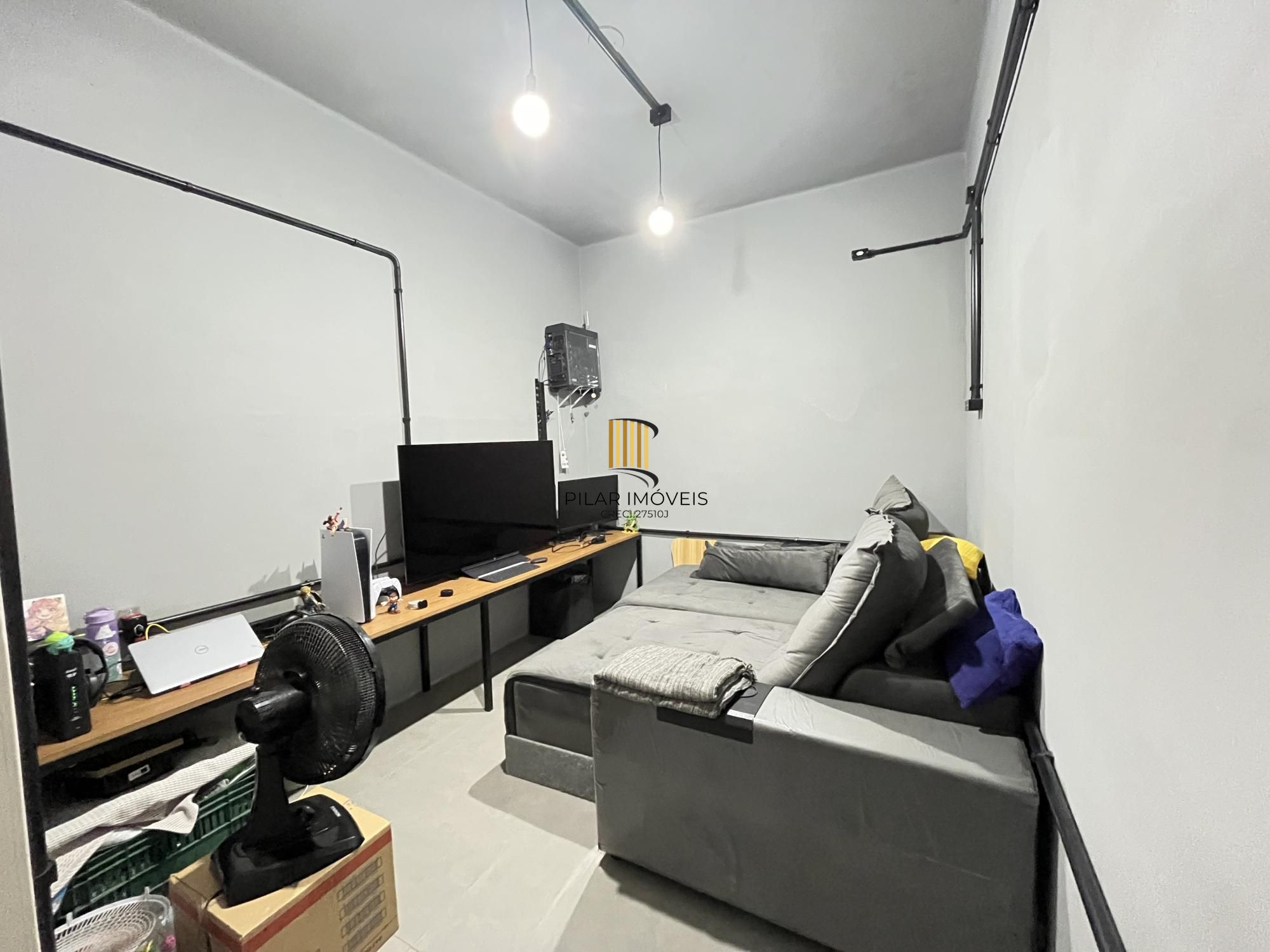 Apartamento de 2 quartos no bairro Menino Deus em Porto Alegre