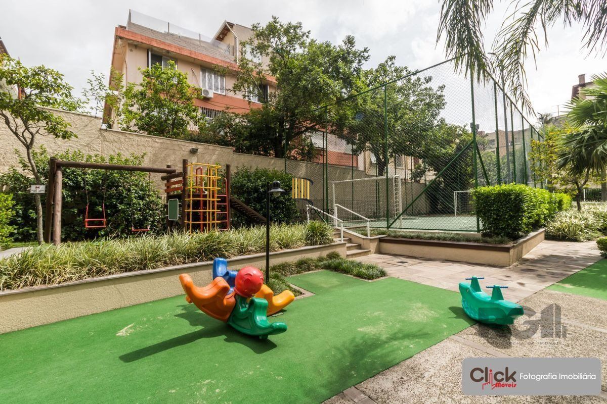 Vende apartamento de 3 quartos, sendo 1 suíte, mobiliado, 1 vaga coberta e escriturada, no Jardim Lindóia - Porto Alegre