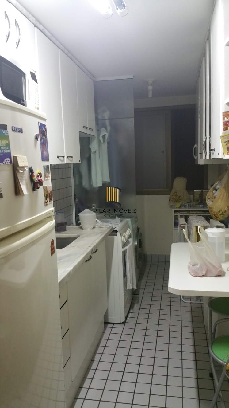 Apartamento de 2 quartos e 1 vaga de garagem no bairro Morro Santana em POA/RS