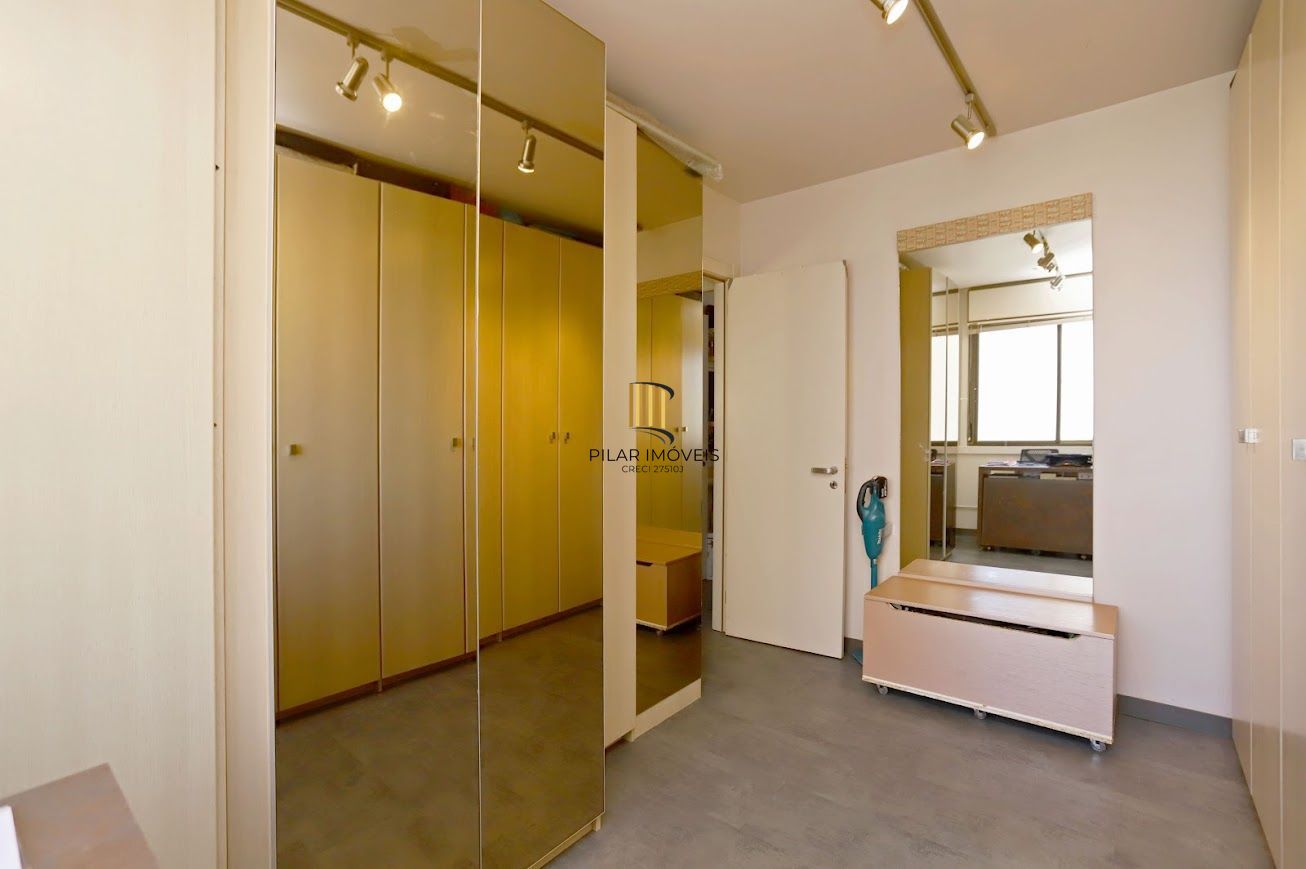 Excelente apartamento de 3 dormitórios sendo 1 suíte e 2 vagas no Higienópolis.