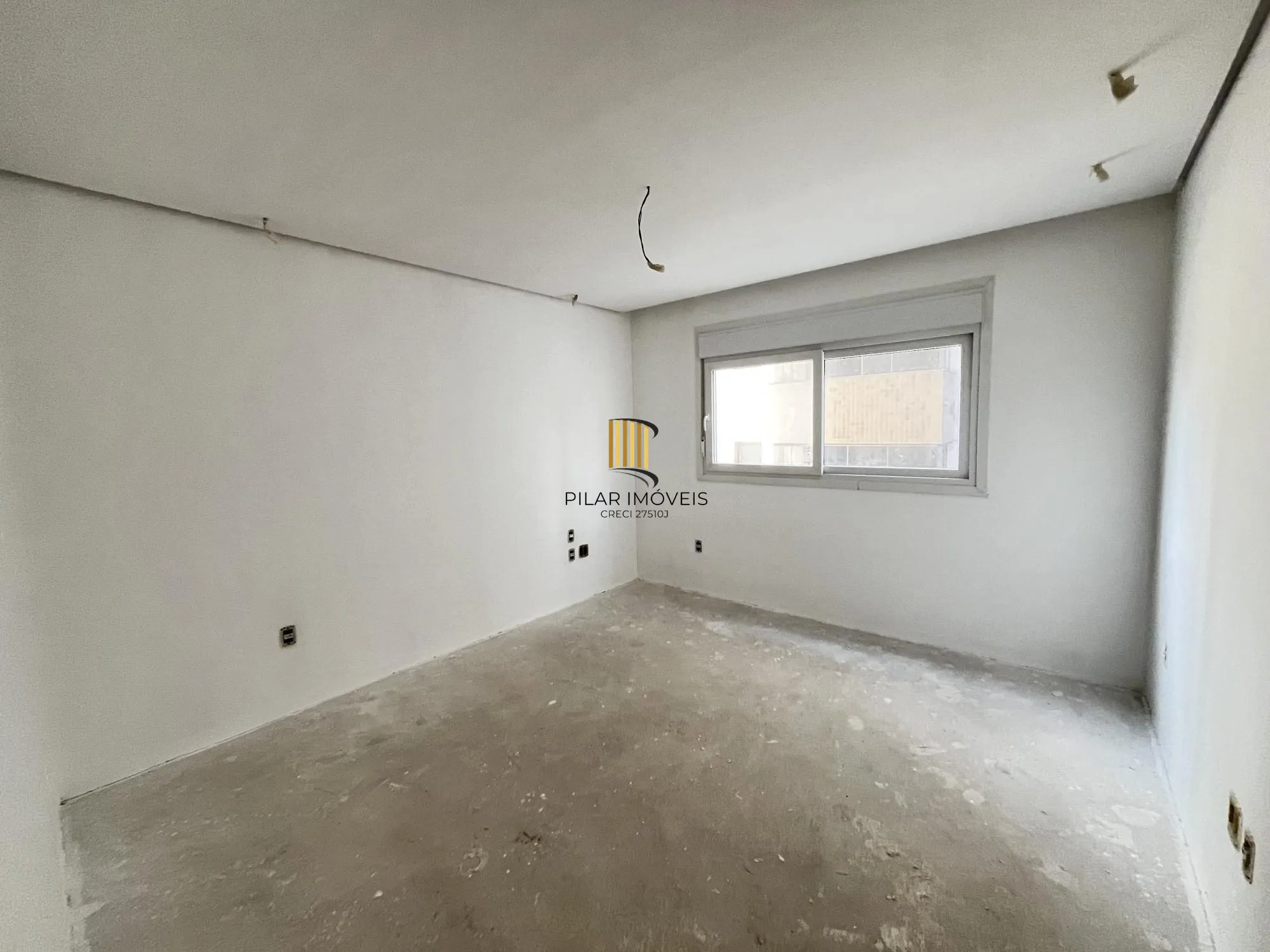 Apartamento com 3 suítes no bairro São João em Porto Alegre