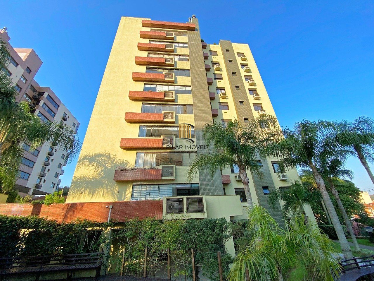Apartamento para Venda - 100.49m², 3 dormitórios, sendo 1 suites, 2 vagas - Tristeza - Pilar Imóveis