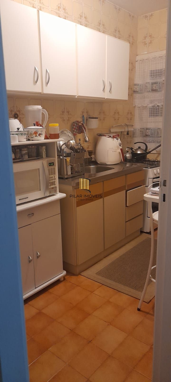 Apartamento com 1 dormitório, 1 vaga, bairro Floresta.