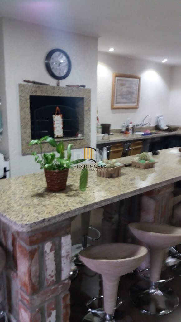 Casa para Venda - 300m², 5 dormitórios, sendo 1 suites, Bela Vista