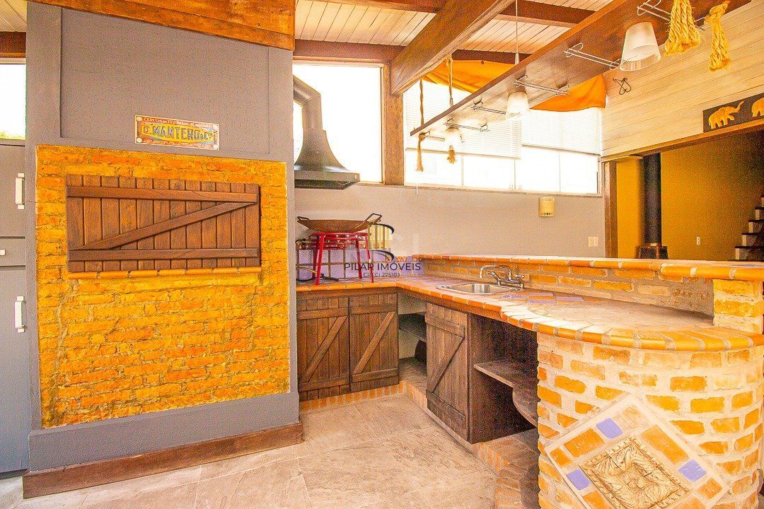 Cobertura para Venda - 116.36m², 2 dormitórios, sendo 1 suites, 1 vaga - Petrópolis