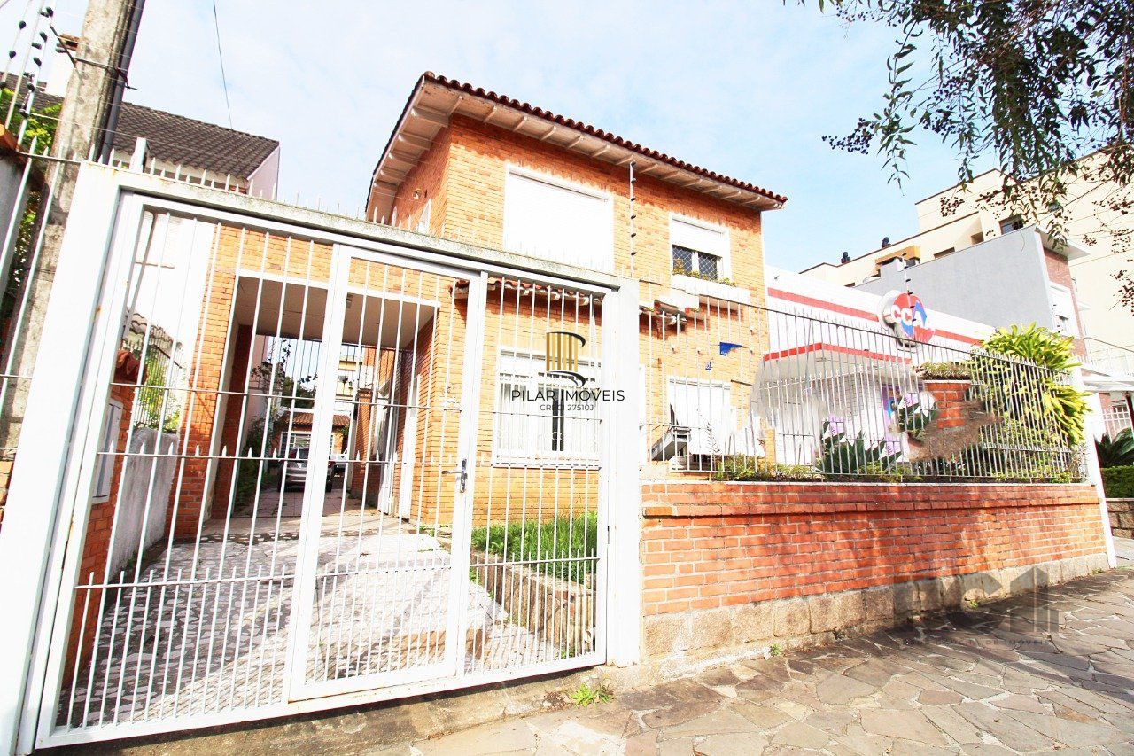 Casa à venda 4 quartos (dormitórios), suíte, 3 vagas - Partenon, Porto Alegre - Pilar Imóveis