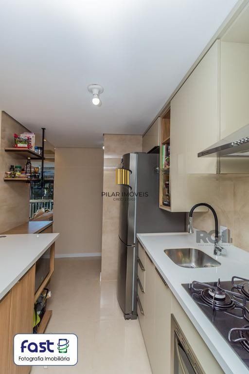 Apartamento 3 quartos, sendo 1 suíte, 82 m² de área privativa e 2 vagas de garagem individuais. Localizado na Rua/Av. Grecia, no bairro Passo D Areia em Porto Alegre.	