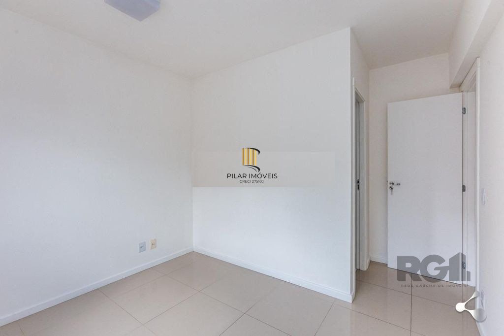 Apartamento 2 dormitórios, sendo 1 suíte, 69 m² de área privativa e 1 vaga(s) de garagem. Localizado na Rua/Av. Dom Claudio Jose Goncalves Ponce De Leao, no bairro Vila Ipiranga em Porto Alegre.