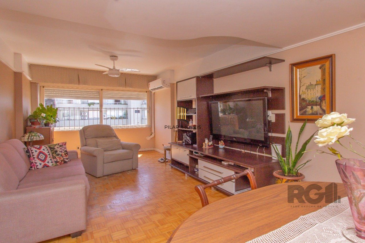 Apartamento de 3 quartos, sacada, dependência de empregada e 1 vaga de garagem