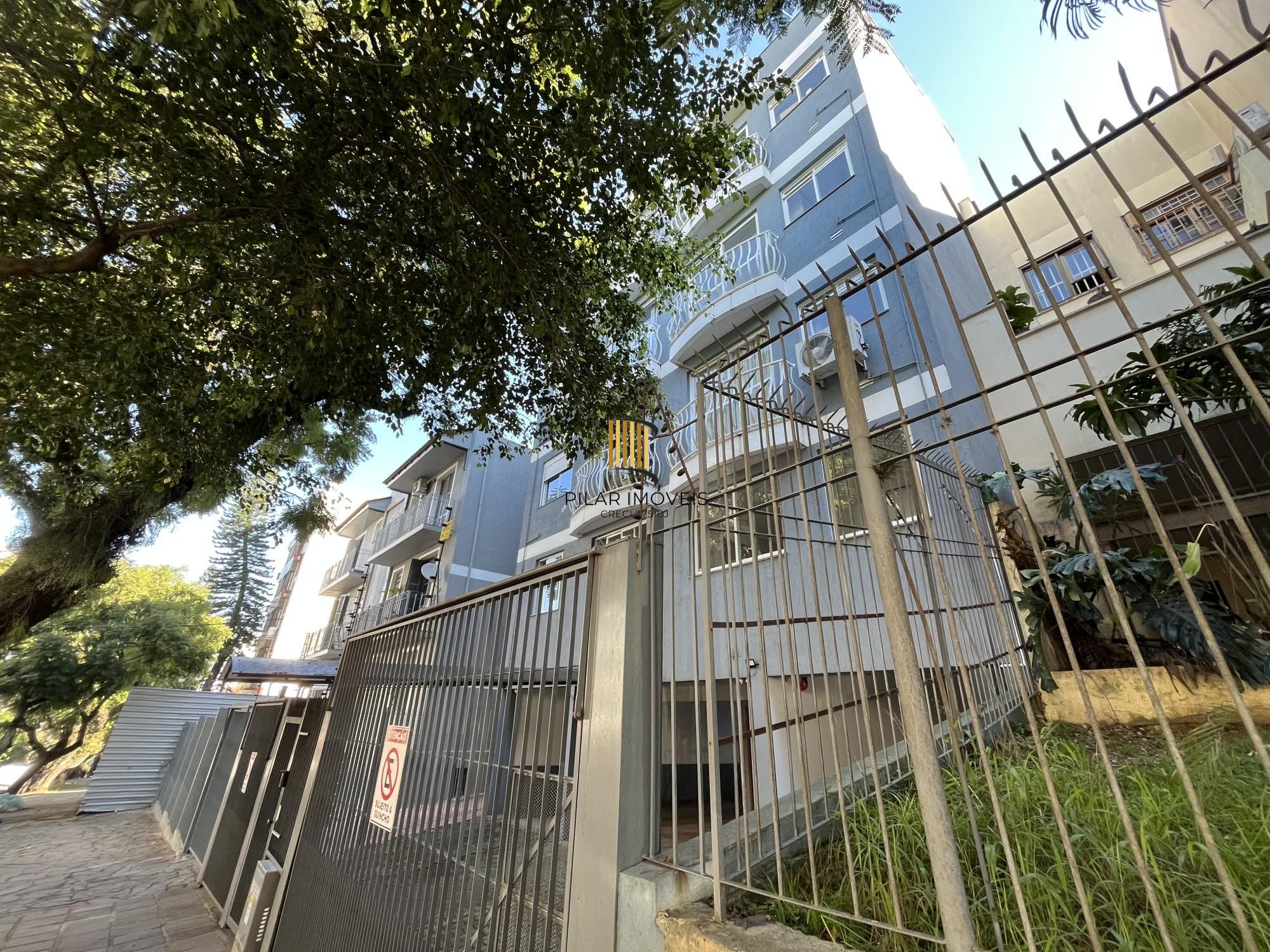 Apartamento de 1 quarto, churrasqueira e 1 vaga de garagem no bairro Petrópolis